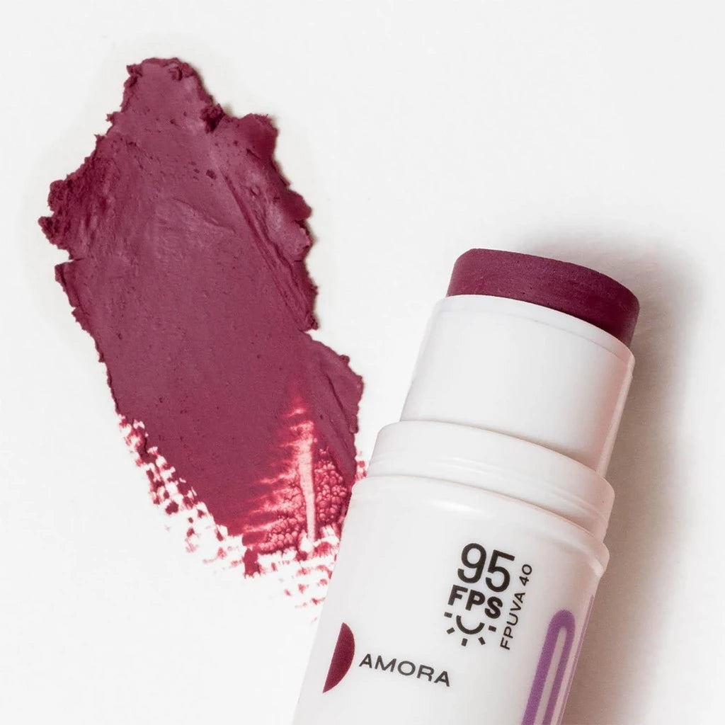 Ollie 3 in 1 Stick - Blush, Lipstick and Eyeshadow SPF 95